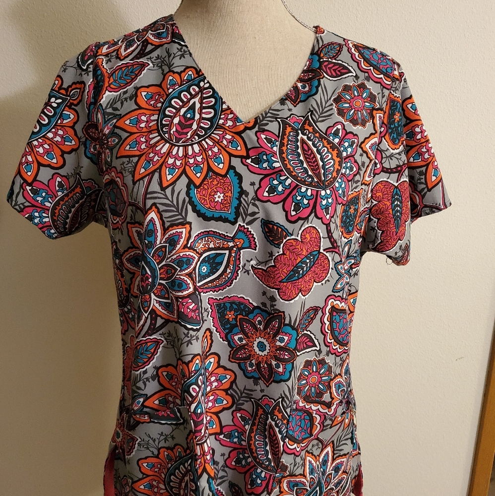 Scrub top